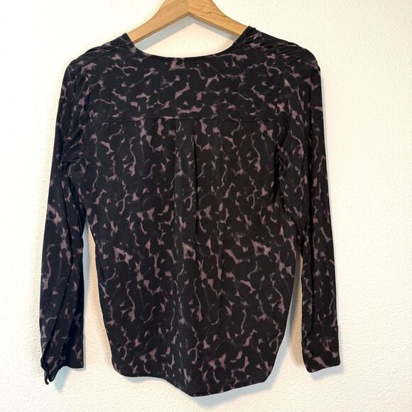Rails Hillary Diffused Cheetah Wrap Blouse Size Small - Picture 7 of 8